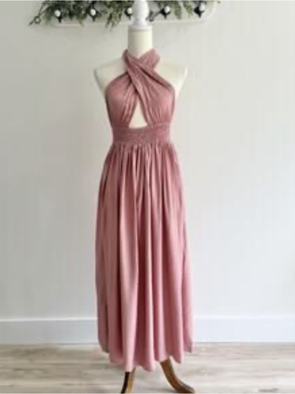 Mauve Pink Twist Halter Neck Dress